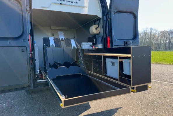 PAROZ AG-Kastenwagen-Campingbus-Umbau- Folierung- Medienbericht- Testbericht- Bike- Bikebus- Bikeausbau